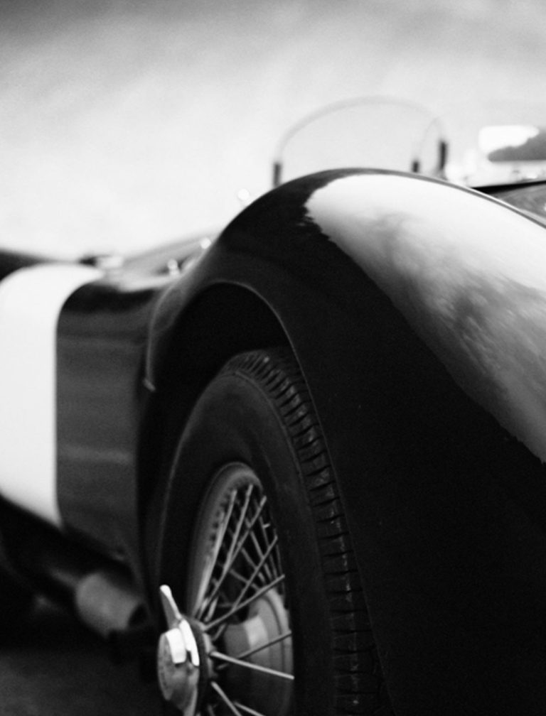 Black-and-white classic Cobra car – Automotive Refinishing Inspiration